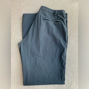 Men’s Lululemon Commission Dark Gray Pants with Stretch Size 36”x 33”